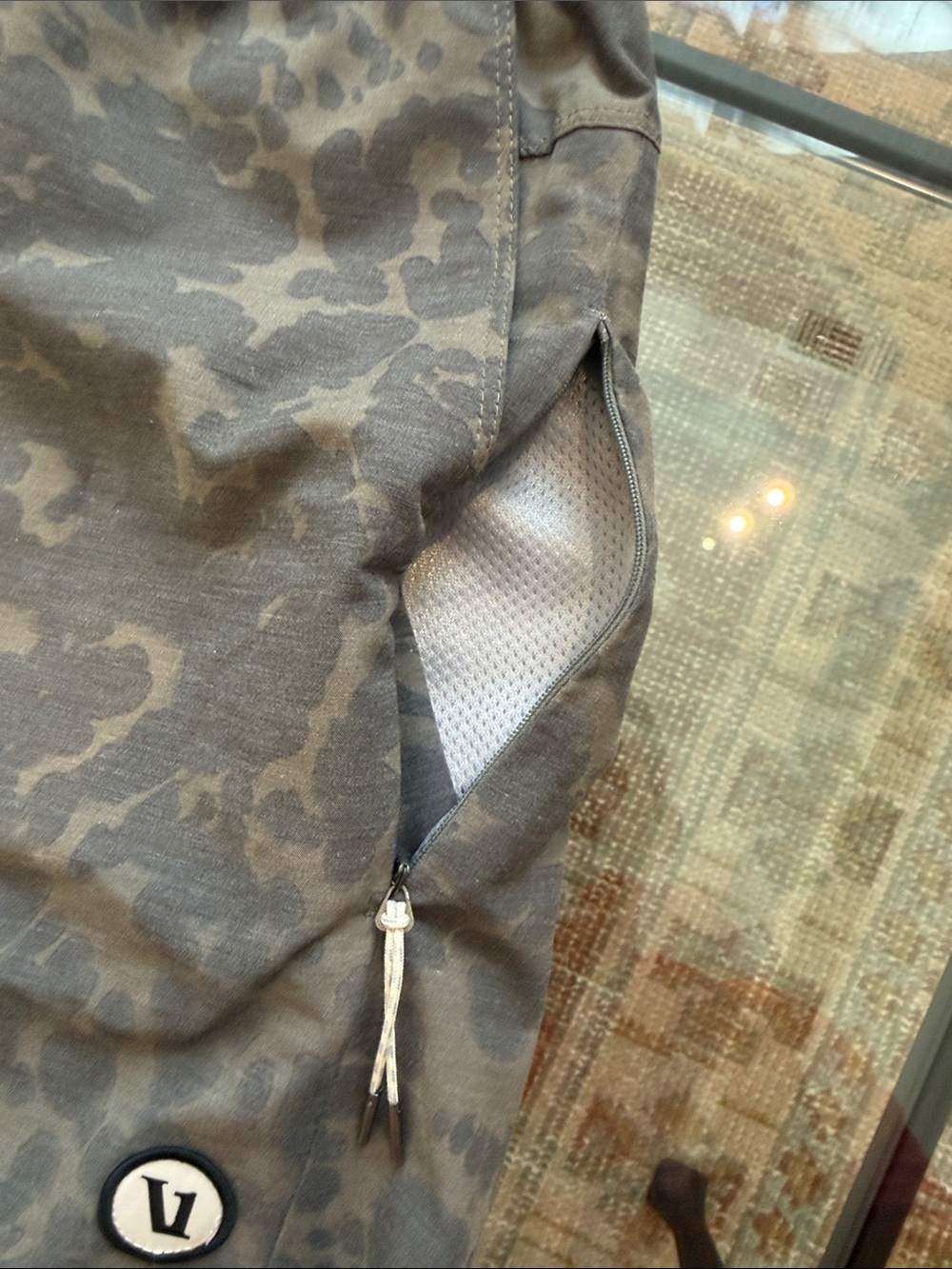 Vuori men’s ultra lightweight linerless shorts - Picture 5 of 9